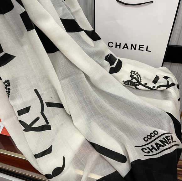 Chanel double c cashmere long scarf - Picture 7 of 9